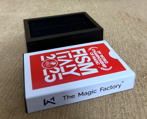 Vanishing Deck by Magic Factory - FISM Edition