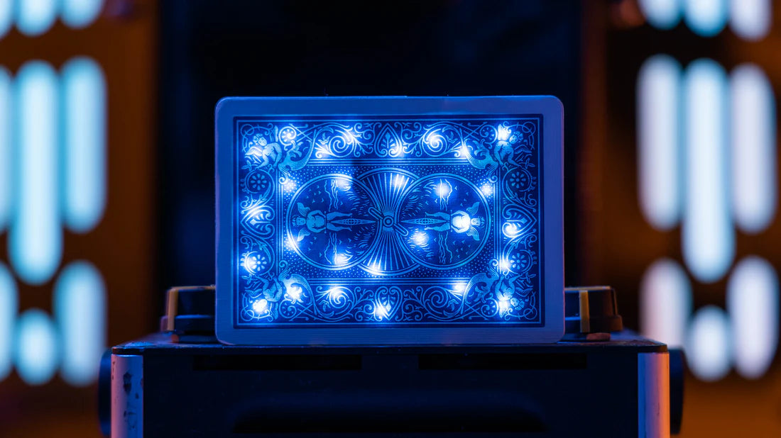 Light Card By Wonder Makers | V2 MAGIC SHOP